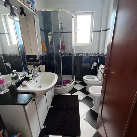 Nyaraló Mirsa Berat
